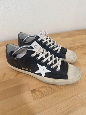 Golden Goose men’s Vstar2 shoes. Size EU45